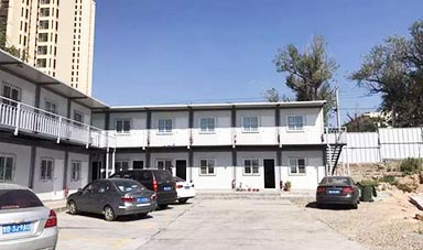  李滄區(qū)虎山二小項目臨建辦公營地