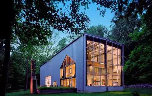 綠色生活新潮流：集裝箱改造，打造城市空間新風尚